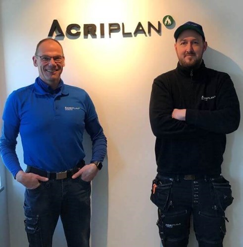 Two members of the company Acriplan
